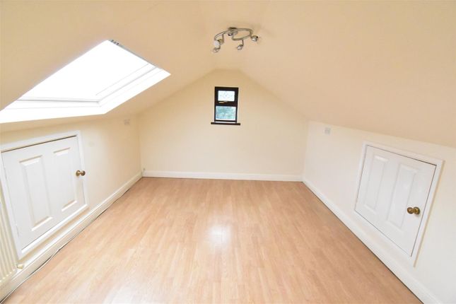 6, Dunsil Villas, South Elmsall photo 3