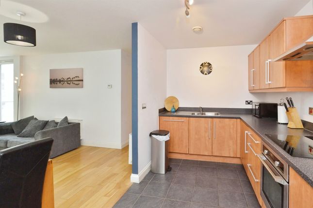 26, Dakota House, 50, Mortimer Square, Milton Keynes photo 3
