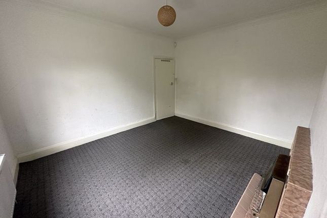 Park Grove, Huddersfield photo 4