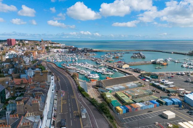 16, Paragon, Ramsgate photo 2