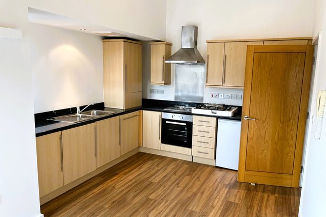 21, Manhattan Apartments, Yeovil photo 2