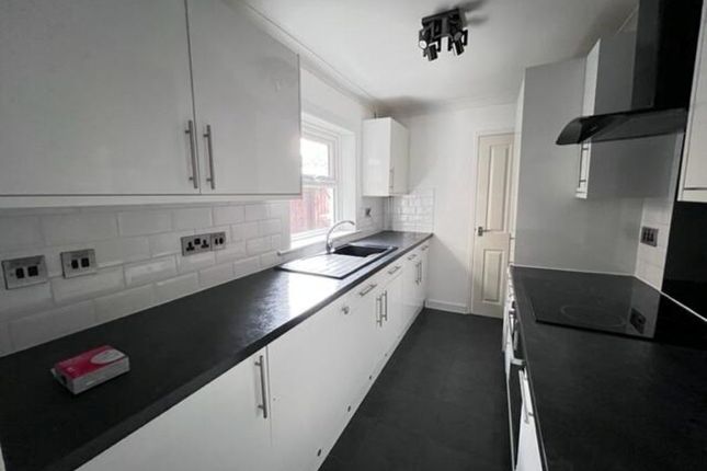 64, Orchard Street, Peterborough photo 3