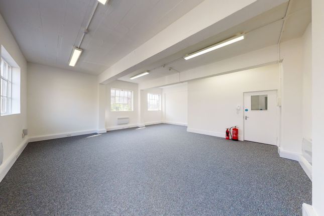 Thumbnail Office to let in 6 Elthorne Rd, Archway, London