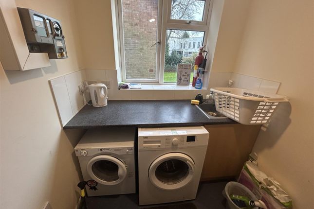 Room 7, Valley Road, Bromley photo 4