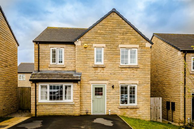 Thumbnail Detached house for sale in Cutter Close, Huddersfield