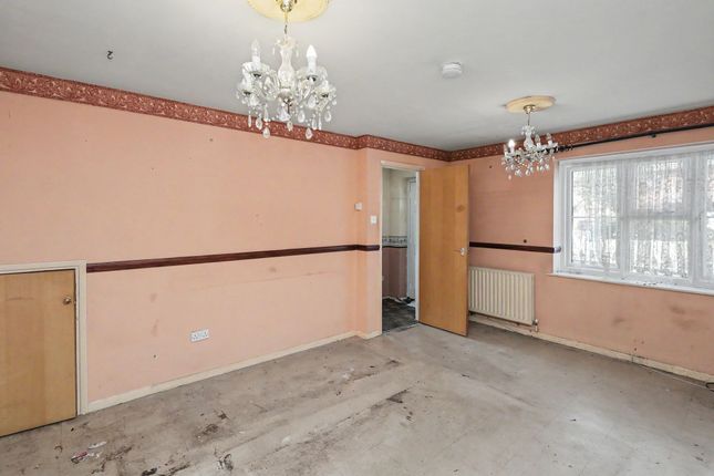 33 Wallers Close, London photo 4
