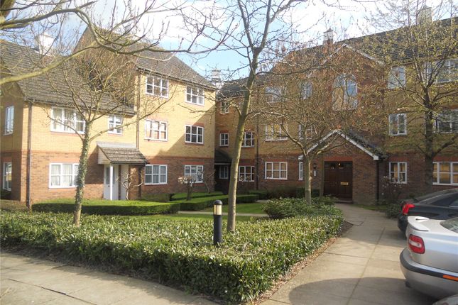 Thumbnail Flat to rent in Birkheads Road, Reigate, Surrey