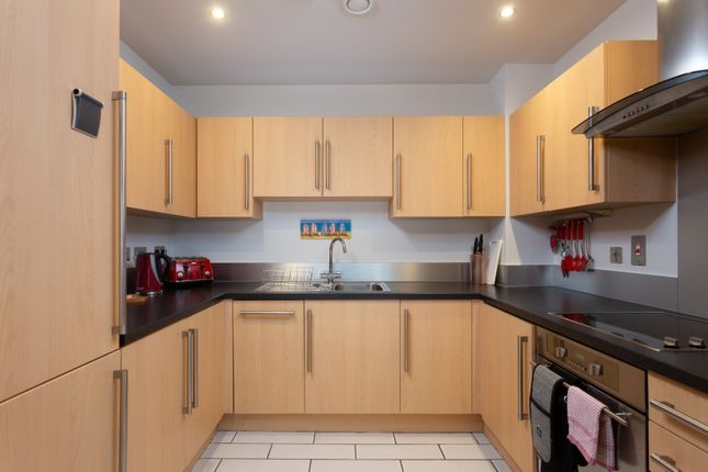 Flat 12, Popes Head Court,, Peter Lane, North Yorkshire photo 4
