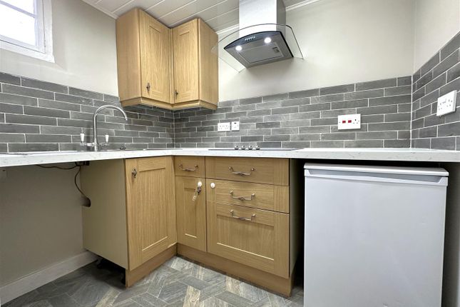 10, St. Leonards Court, Newark photo 4