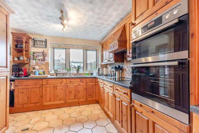 30, Orchard Rise, Tibberton photo 2