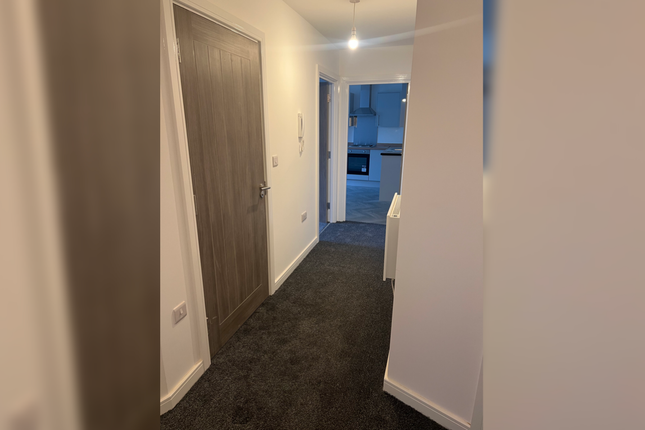 Faraday Court, Leicester photo 4