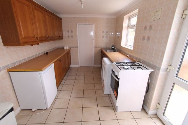 58, Lister Road, Wellingborough photo 4