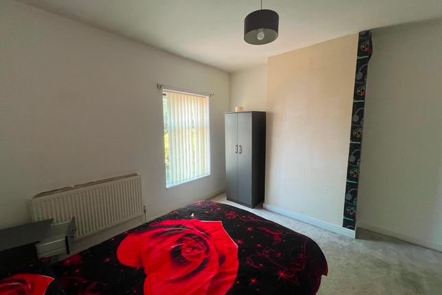 67 Leamore Lane, Walsall photo 2