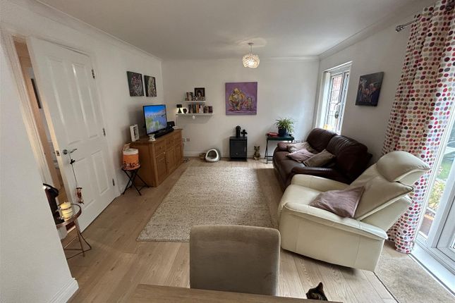 Flat 1, Stockton House, Evergreen Way, Stourport-On-Severn photo 5