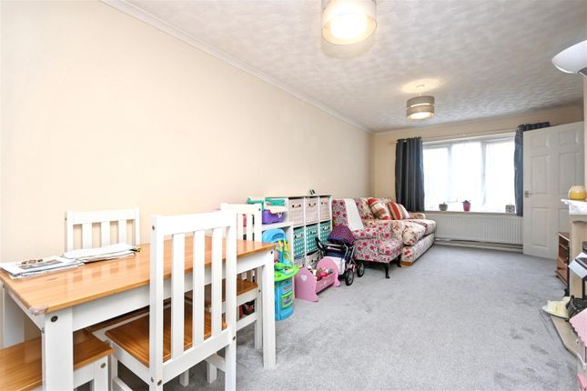 33, Etchingham Road, Eastbourne photo 2