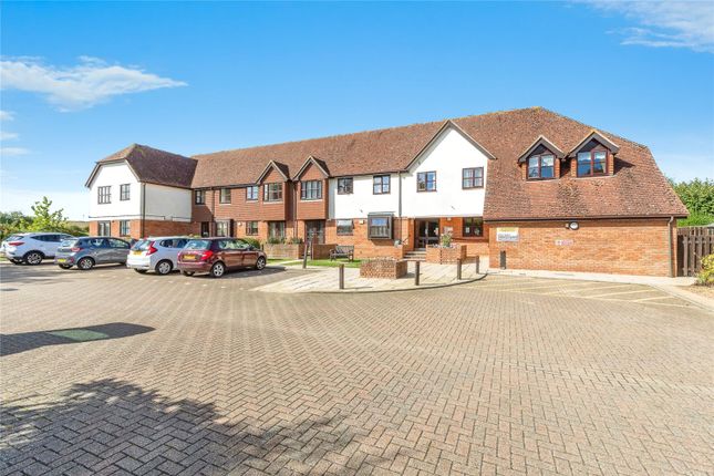1-bed flat on 15, Willow Grange (Rochester), Hoo, £140,000