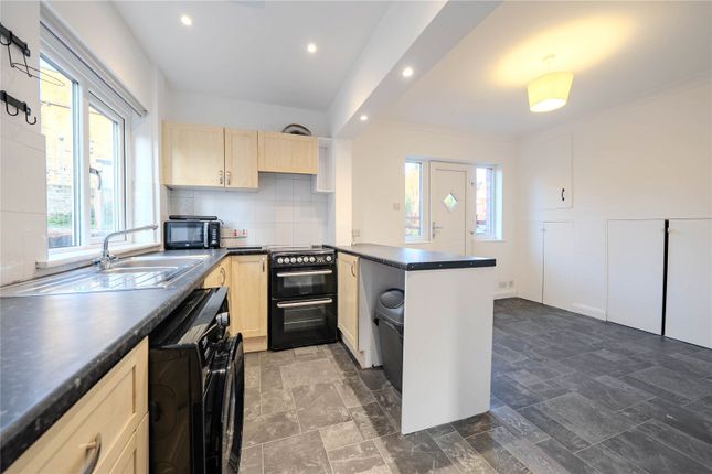 488, Kirkstall Road, West Yorkshire photo 4