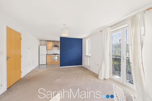 171 Redgrave Close, Gateshead photo 2