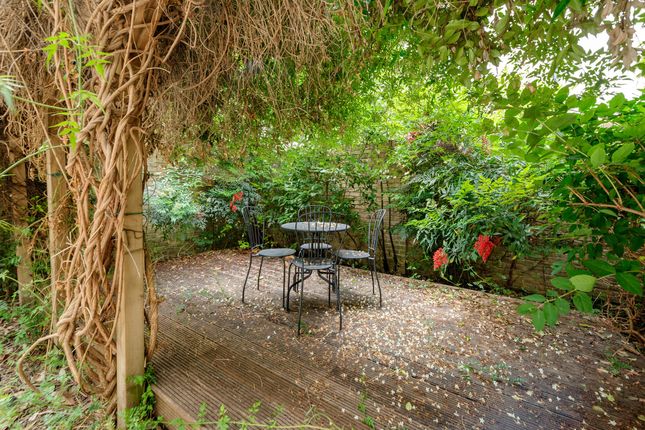 50 Bonchurch Road, London photo 4