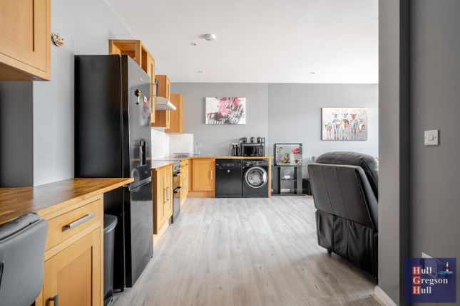 Flat 4, Espoinage Place, Portland photo 4