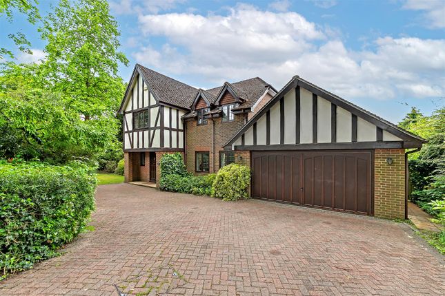 Thumbnail Detached house for sale in Marshals Drive, St.Albans