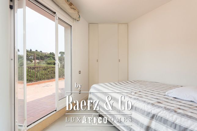 Apartment for sale in Vallcarca i Els Penitents, Barcelona, Spain