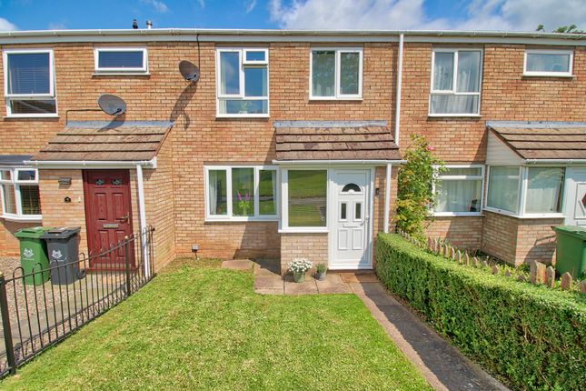 Terraced house for sale in Cherington Close, Worcester