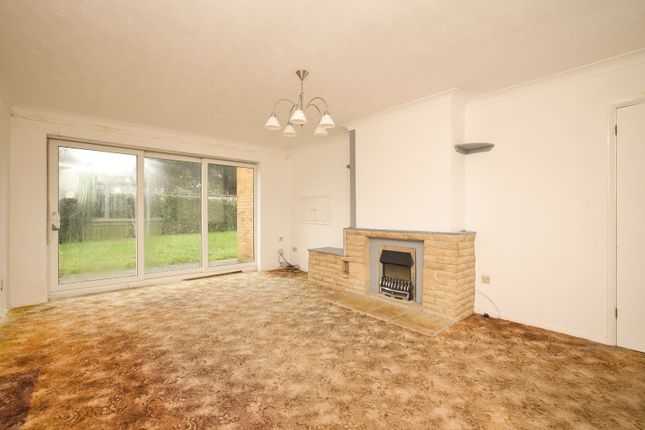2, Beaconsfield Gardens, Kent photo 2