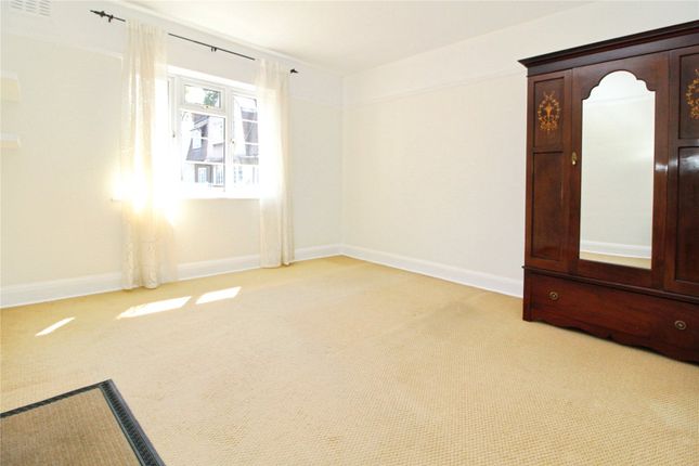 16, Clovelly Court, Essex photo 5