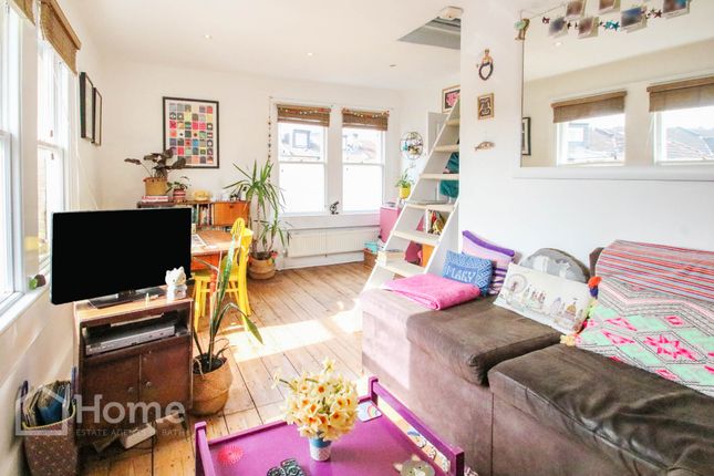 Maisonette for sale in Moorland Road, Bath