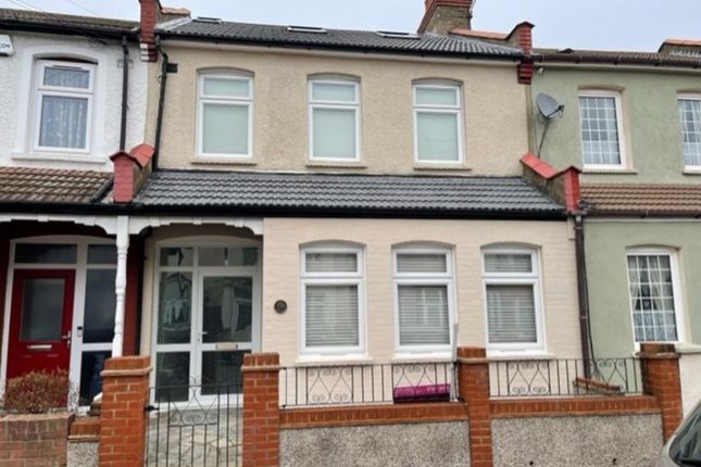 Thumbnail Terraced house to rent in Colliers Water Lane, Thornton Heath, Surrey