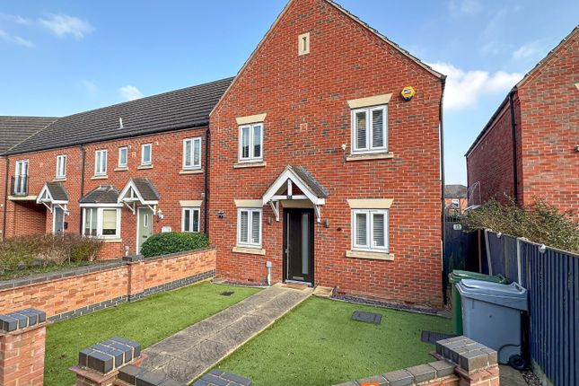 End terrace house for sale in The Gateway, Newark