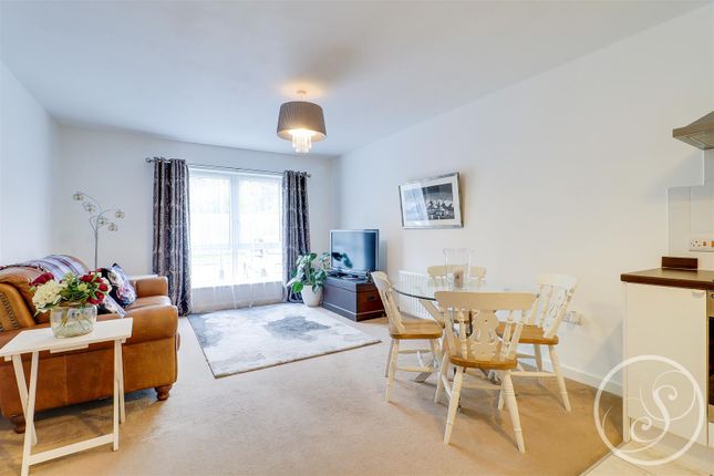 20 Pullman House, 11 Tudor Way, Leeds photo 2