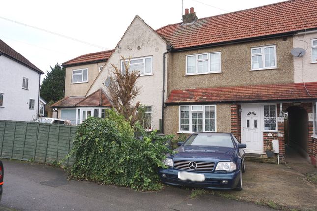 Thumbnail Terraced house for sale in Compton Crescent, Chessington, Surrey.