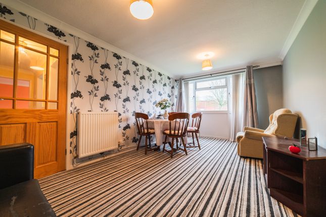 Flat for sale in Glenwood, Cardiff