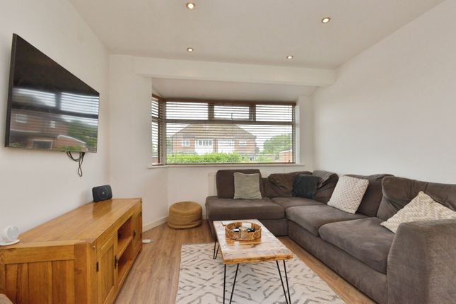 2, Brookfield Road, Milton Keynes photo 2