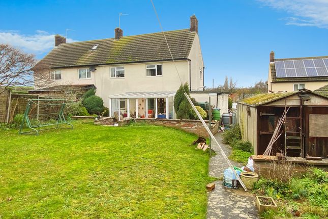 4 The Crescent, Grantham photo 3