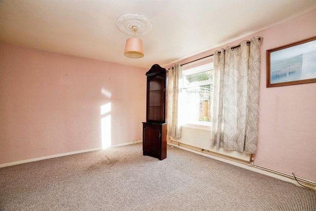 Semi-detached house for sale in Trent Walk, Mansfield Woodhouse, Mansfield