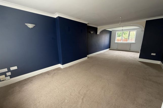 21, Birchwood Road, Middlesbrough photo 2