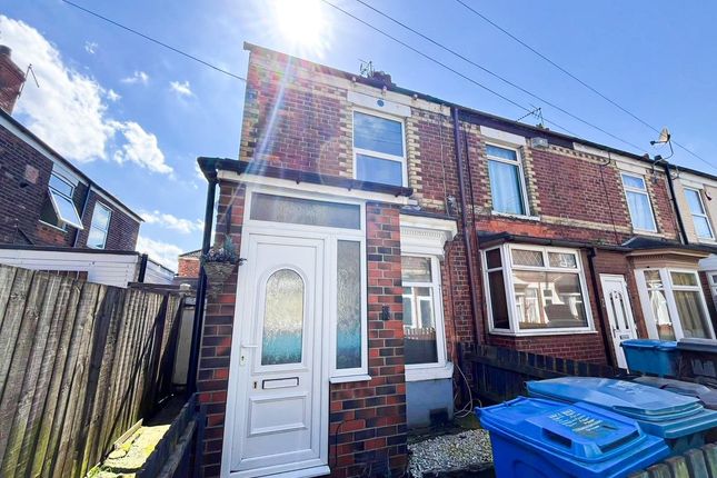 Thumbnail End terrace house to rent in Maye Grove, Dansom Lane North, Hull