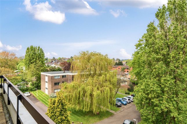 Thumbnail Flat for sale in Barnes Court, Station Road, New Barnet, Barnet