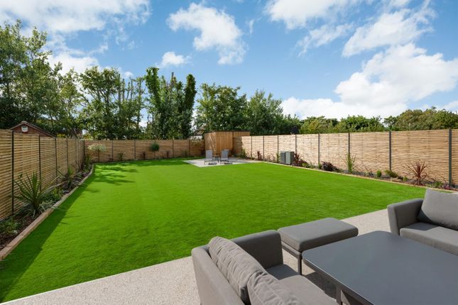 74, Coast Drive, Greatstone photo 2