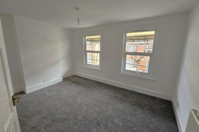 11, Mead Road, Folkestone photo 4