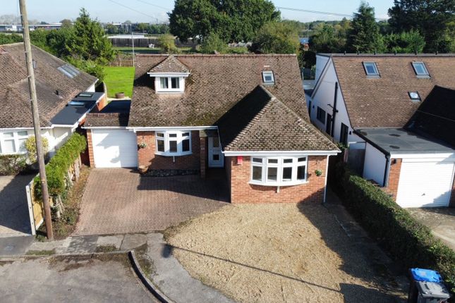 28, Western Avenue, Egham photo 2