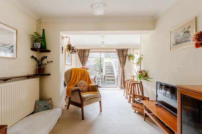 16a Barrowmead Drive, Bristol photo 4