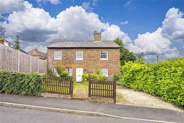 Thumbnail Detached house for sale in Highfield Road, Berkhamsted, Hertfordshire
