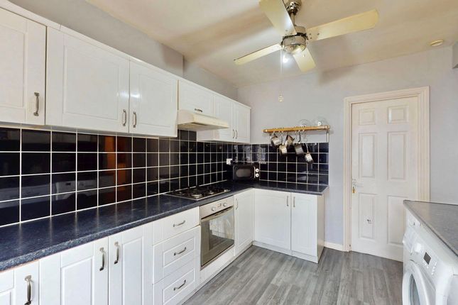 57, Fraser Road, London photo 4