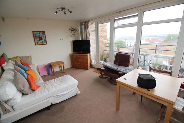 222 High Kingsdown, Bristol photo 2