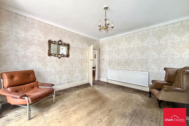 7 Ellesmere Road, Manchester photo 4