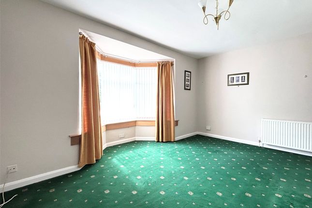 25, Bassett Crescent, Glasgow photo 4